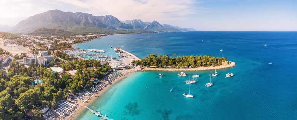 Podstata letoviska Kemer, čaro tureckého pobrežia