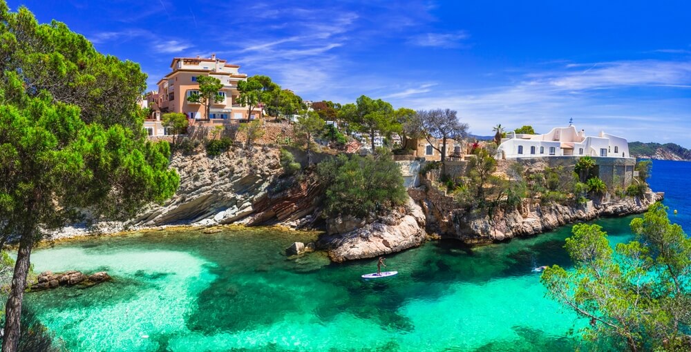 Malebné pláže Mallorky na Baleárskom ostrove