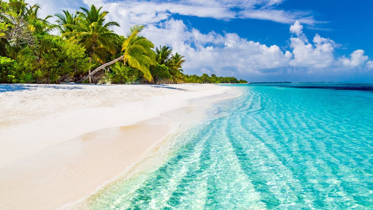 Maldivská pláž