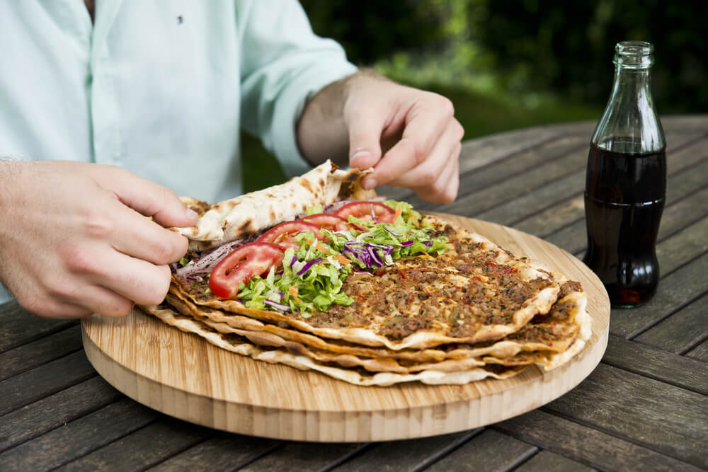 Lahmacun, Turecko