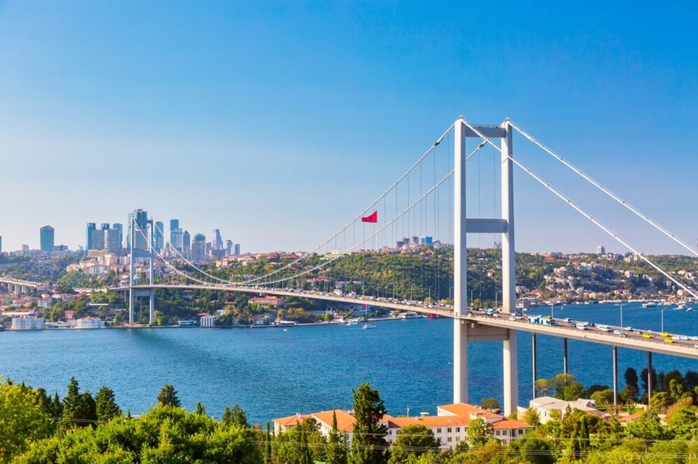 Istanbulský most cez Bospor