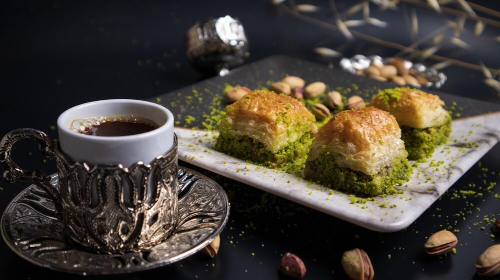 Baklava s tureckou kávou Baklava s tureckou kávou