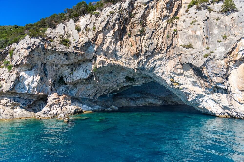 Jaskyňa Papanikolis