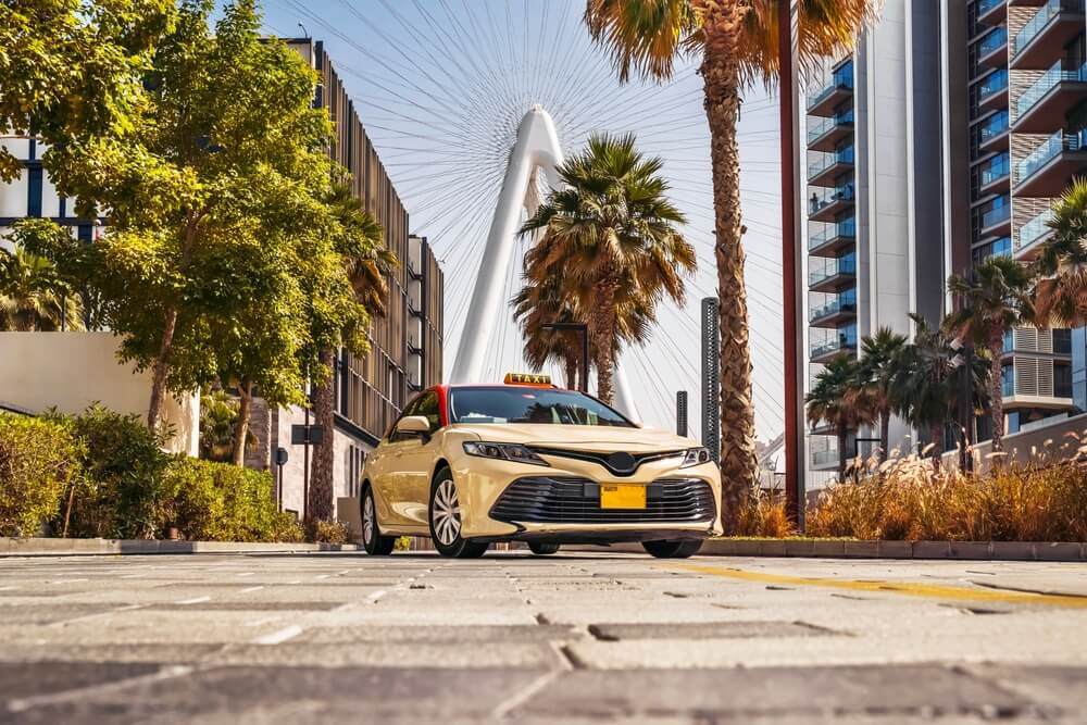 Taxík, jazdiaci v Sharjah