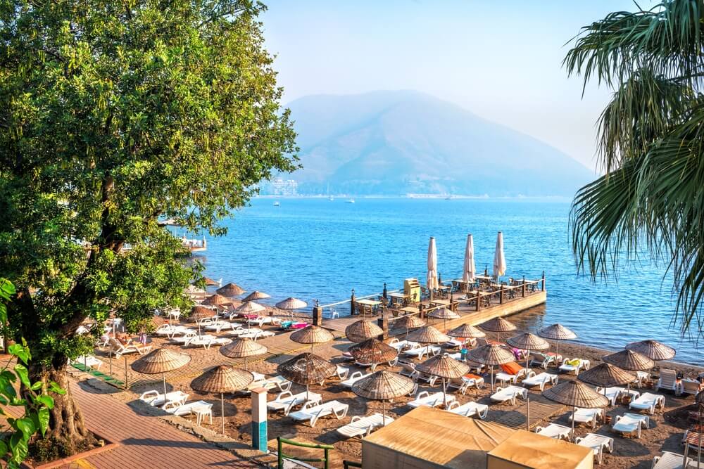 Výhľad z pláže v Marmaris, Turecko