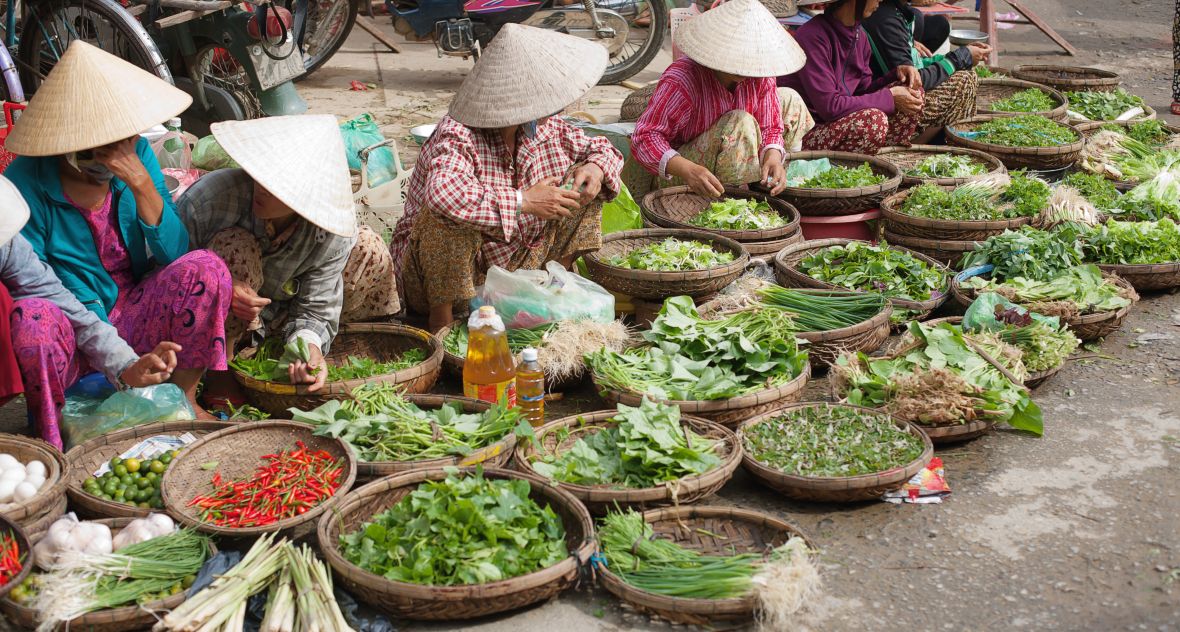 Trh s čestvými bylinkami, Vietnam Trh s čestvými bylinkami, Vietnam